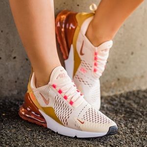 Nike Air Max 270